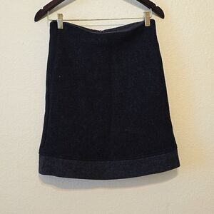 BEATRICE PUYSSEGUR SKIRT SIZE  (38) SMALL